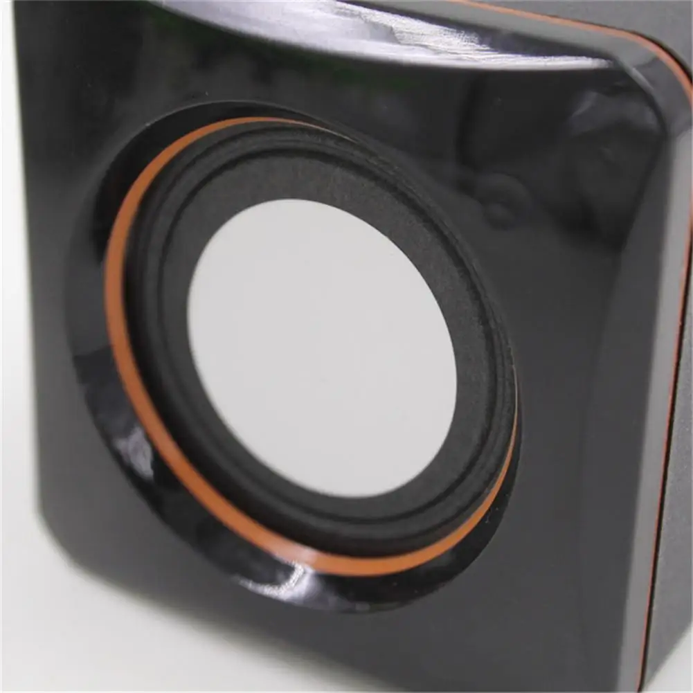 Кубическая колонка мини-портативная настольная модель USB, подходит для ноутбуков, мобильных телефонов, MP3, MP4, MP5, высокого качества.