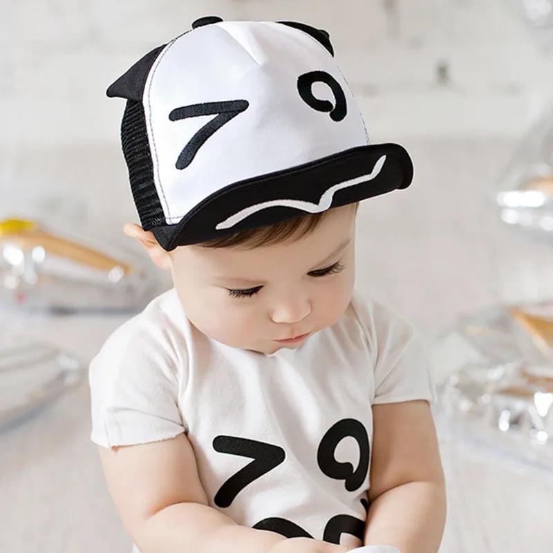 Retail 0-4 years baby 50CM summer black and white eyes grid baseball cap | Детская одежда и обувь