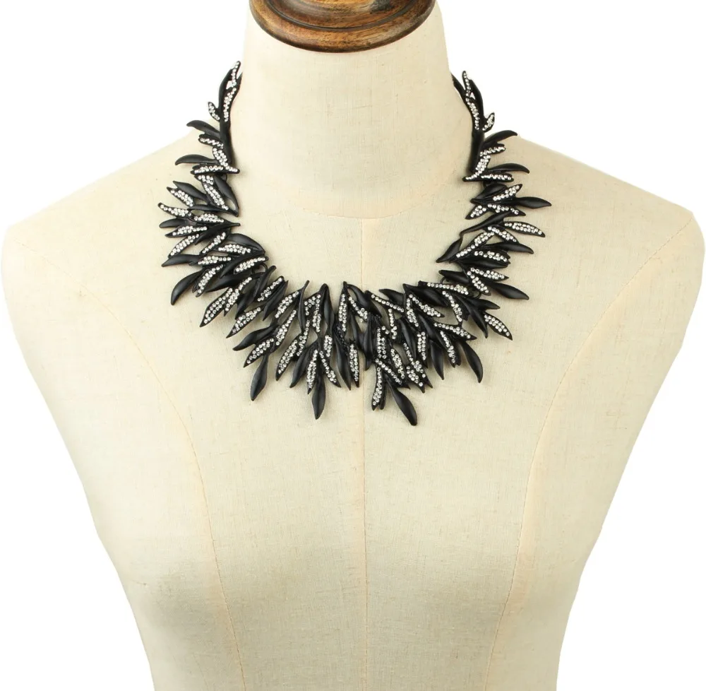 Женское винтажное ожерелье из цинкового сплава массивное матовое черного золота