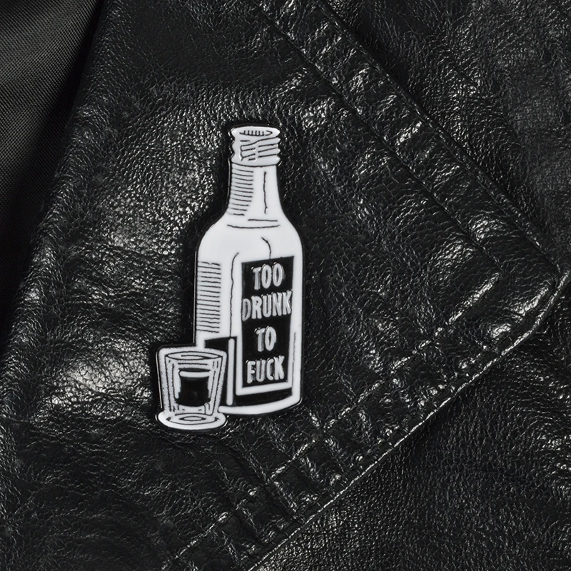 Alcoholbooze Bottle Printed With To Drunk F Word And Cup Shape Brooch Chast Trendy Style Best Meaningful Gift For Friend | Украшения и