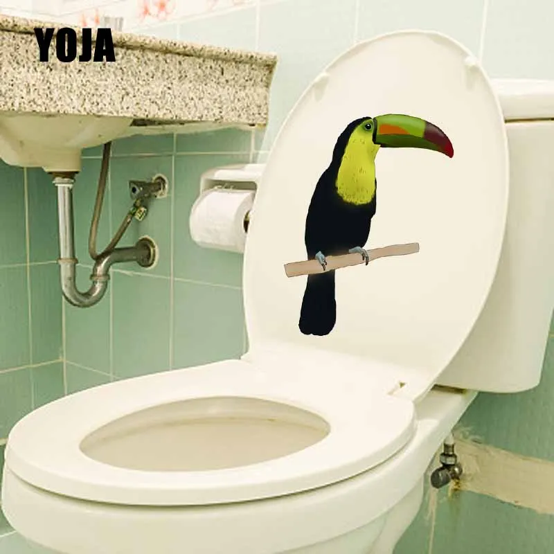 YOJA 16,7X22,9 см мультяшная Наклейка на стену декоративные наклейки для унитаза Наклейка Большой охлажденный попугай стоящий на ветке T5-0726