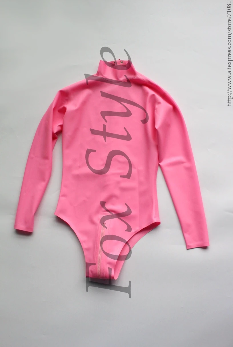long sleeves latex catsuit in pink