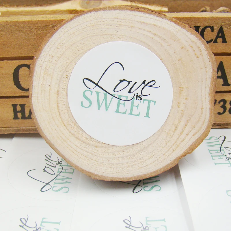 100 шт./лот, 3 см, "Love is Sweet", белые круглые этикетки, бумажные этикетки, запечатывающие скрапбук для подарка/выпечки/коробки/ювелирных изделий/торта