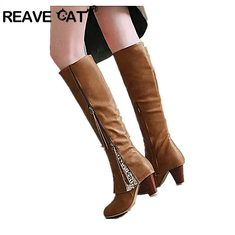 

Женские сапоги до колена REAVE CAT, флоковые сапоги больших размеров 34-43 на Высоком толстом каблуке, сапоги на молнии с круглым носком, A1291