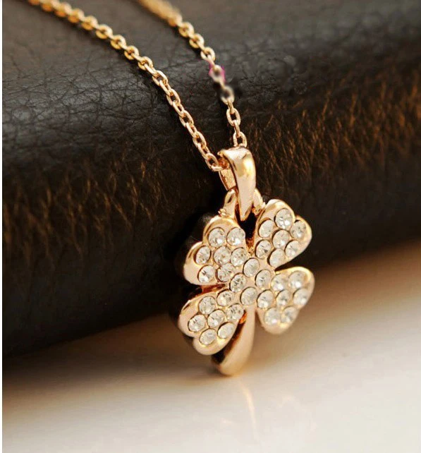 2012 new lady four leaf grass diamond 14 k gold plated necklace | Украшения и аксессуары