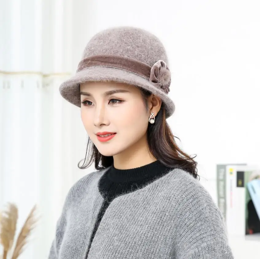 Лидер продаж зимние женские вязаные шапочки с цветочным рисунком женская шапка