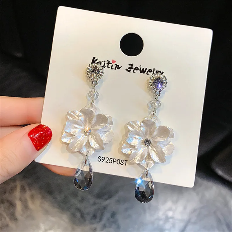FYUAN длинные висячие серьги с белым цветком для женщин Bijoux каплевидный кристалл Висячие серьги Модные Ювелирные изделия Подарки