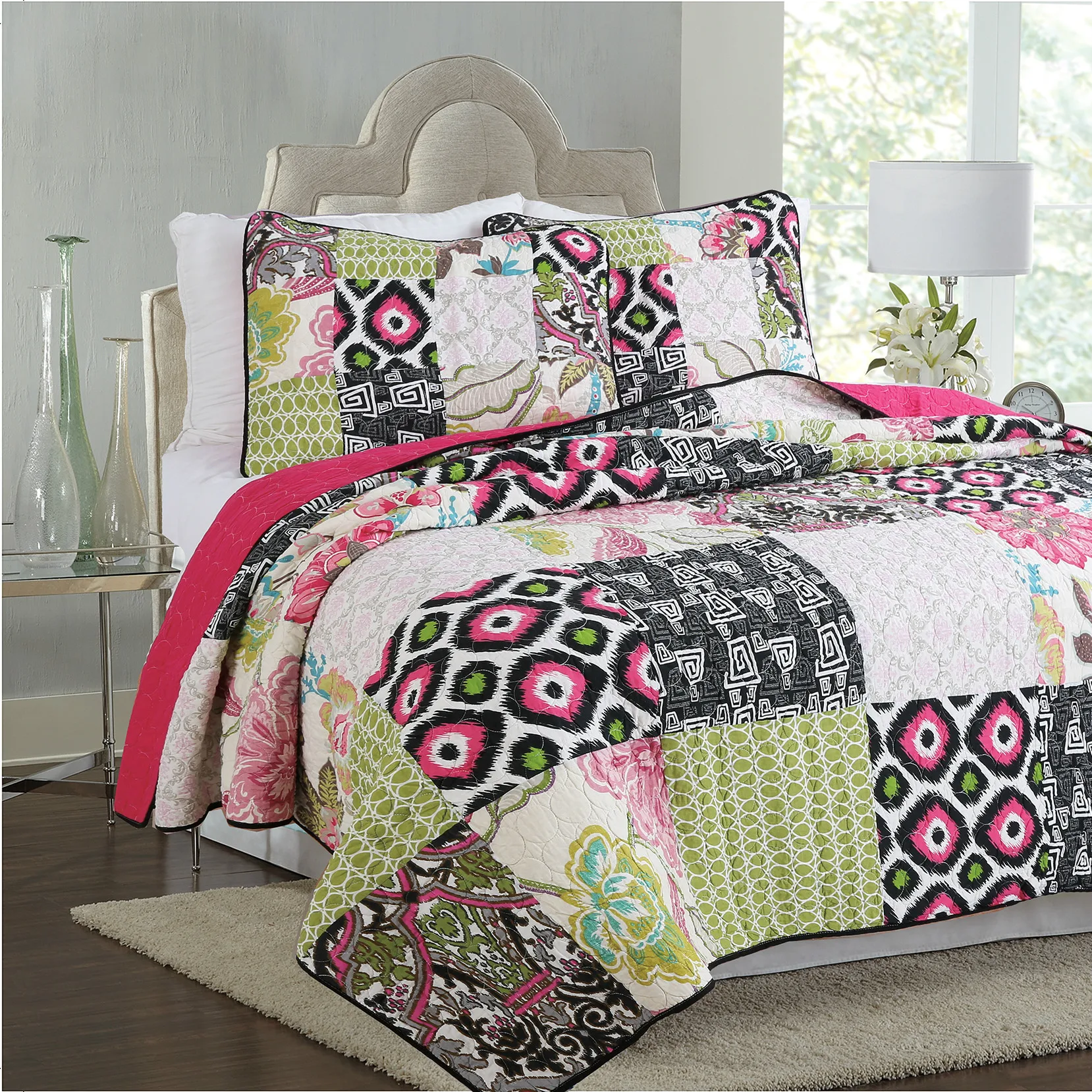 

Famvotar Chic Bohemian Cotton Patchwork Quilted Coverlet Bedspread Set Vibrant Floral Print Queen King Size Summer Quilt