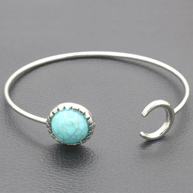 Женские браслеты-манжеты золотого и серебряного цвета с круглыми синими