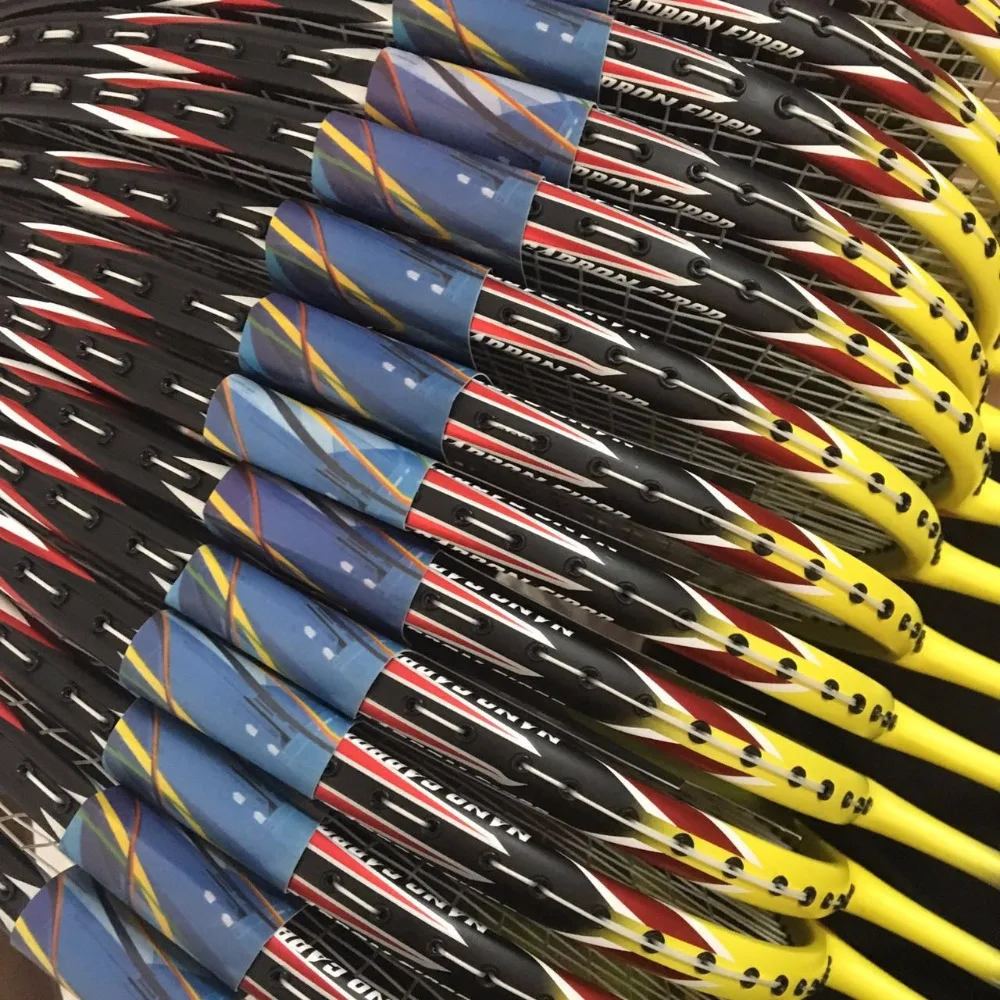 Профессиональная ракетка для бадминтона 4U Мужская U4 30T матовая предварительно