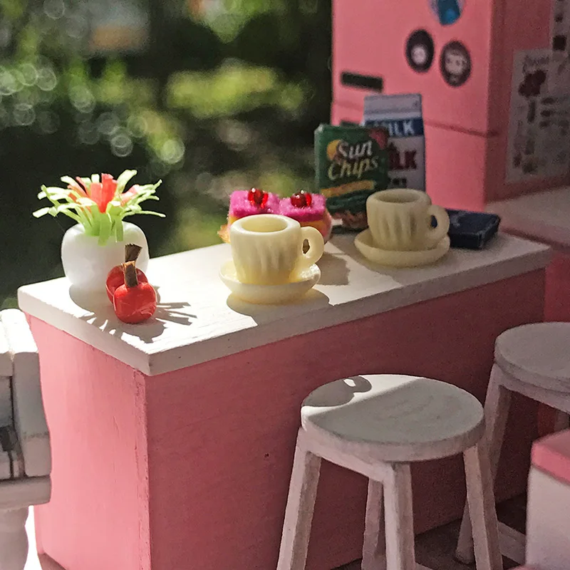Кукольный дом мебель миниатюрный кукольный домик DIY миниатюрный дом комната игрушки для детей розовые наклейки кукольный домик