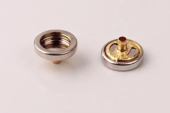 Высококачественная двухсторонняя крепежная застежка из твердой латуни