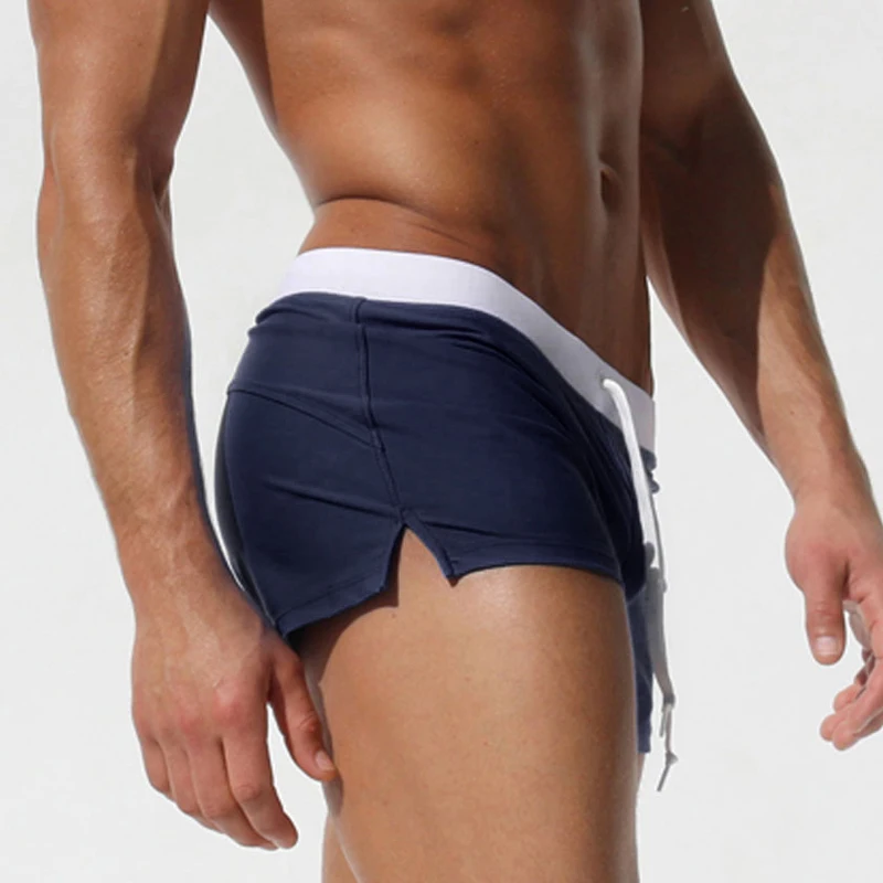 

Europe and The United States Men's Trunks Pants Fashion After The Design of Foreign Trade Beach Breathable Quick Pants