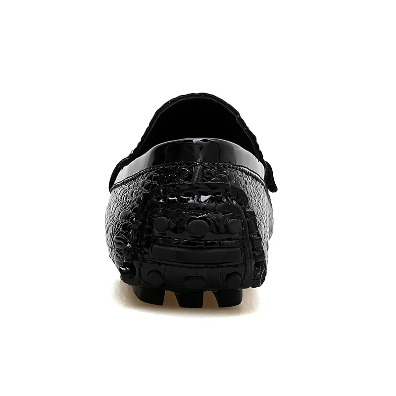 Повседневная мужская обувь Дизайнерские мужские лоферы цвет черный серебристый