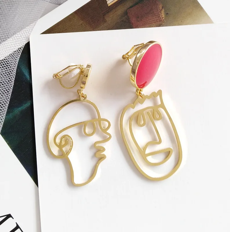 red clip earring Гипербола выдолбленные металлические серьги-клипсы для лица без пирсинга абстрактное искусство человеческое лицо клипса для уха серьги без пирсинга - Окраска металла: red clip earring