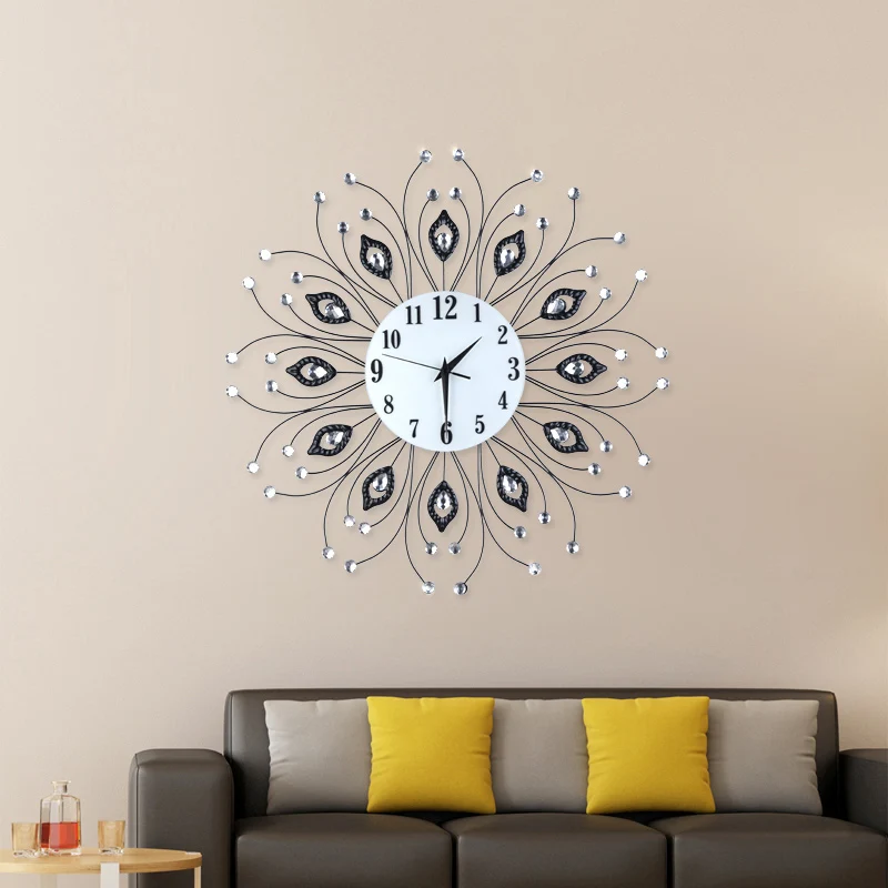 

Fashion Luxury Crystal Diamond Peacock Wall Clock Metal Digital Needle Clock Restaurant Living Room Home Decor Mute Wall Clocks