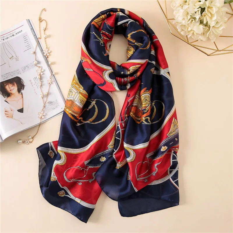 Classic horse silk scarves female 2018 new summer thin scarf wild sunscreen shawl air conditioning |