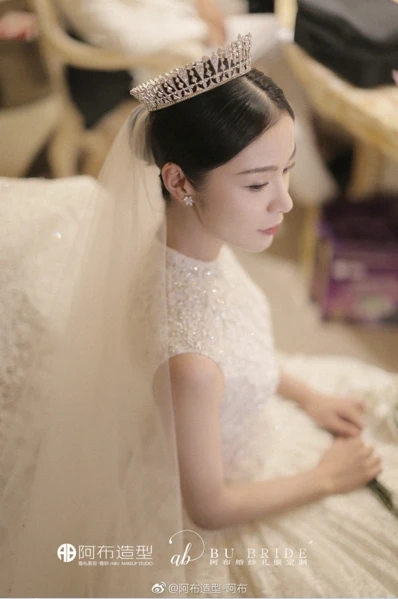 Высококачественные ювелирные изделия 2018 Новое свадебное платье невесты