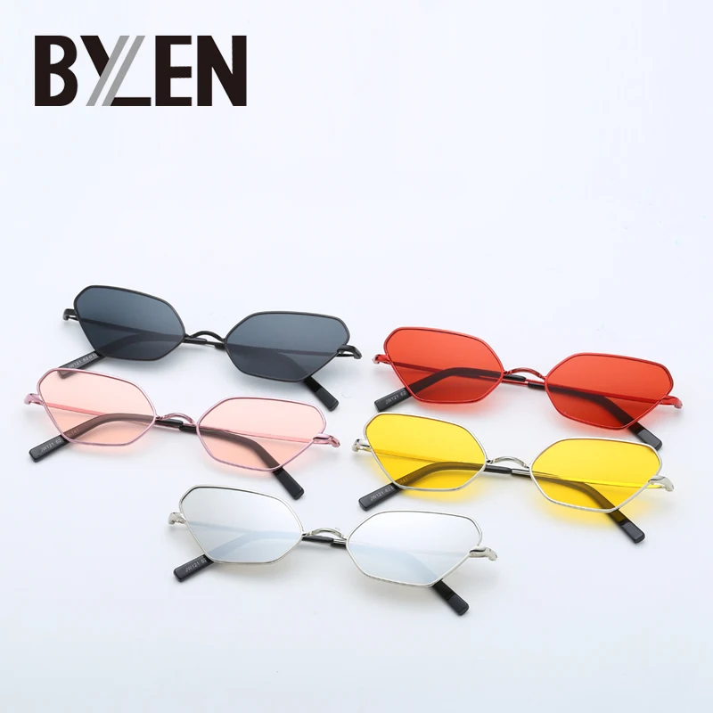 

Metal Frame Small Cat Eye Women Sunglasses Female Vintage Brand Designer Black Red Cateye Sun Glasses oculos de sol feminino