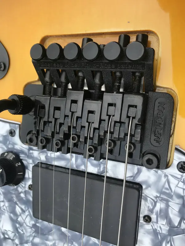 Custom guitar shop Kramer electric original and genuine floyd rose sunburst color | Спорт и развлечения