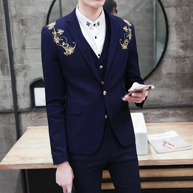 Смокинги для жениха Королевского синего бордового черного цвета с золотой