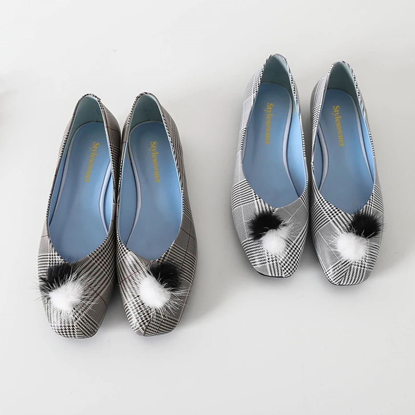 

Fashionable Retro Style Genuine Leather Lattice Pattern Women Casual Shoes Mixed Color Mink Fur Pompon Shallow Shoes New Arrivia