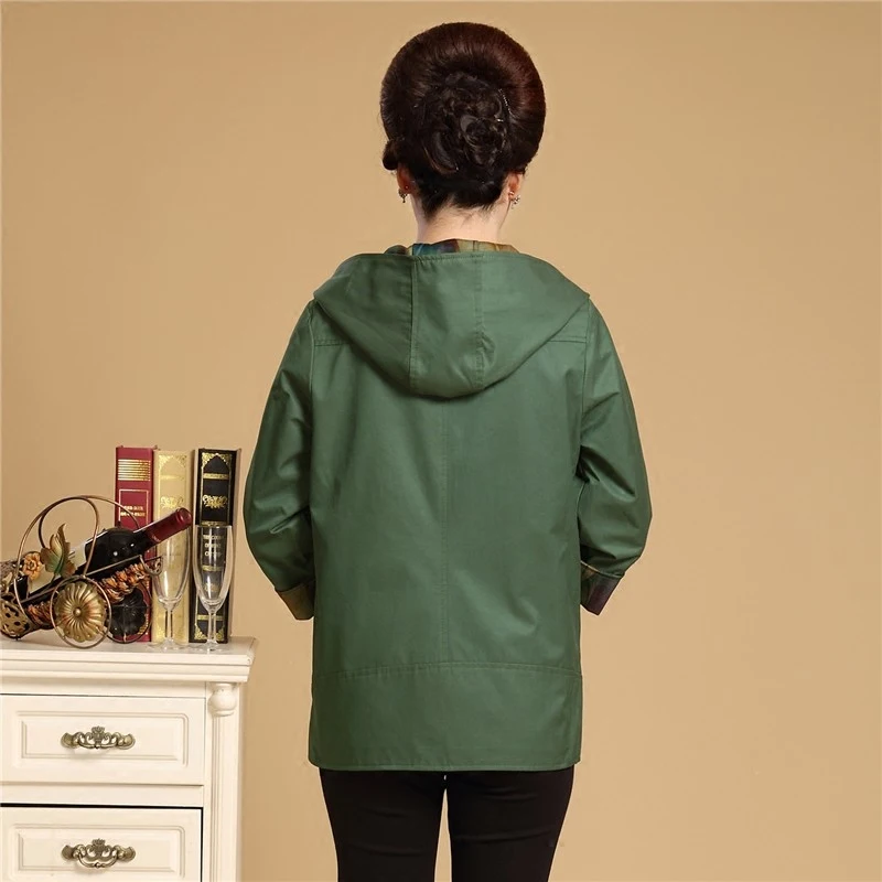 Весенняя куртка среднего возраста пальто одежда для мам 2019 Женская однобортная