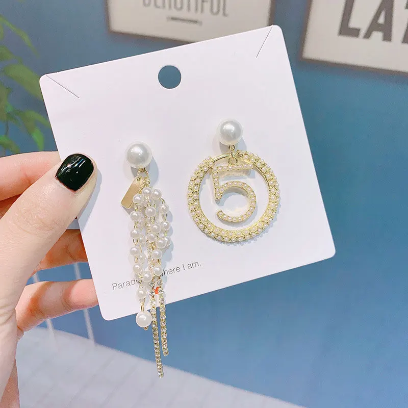 

Trendy Golden Lady Pearl 5 Earring For Women Bow Long Tassel Pearl Earrings Chic
