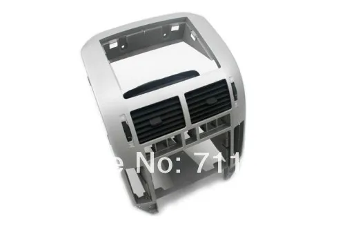 Серебристая центральная консоль с вентиляционными отверстиями для Volkswagen Polo 9N / 9N3