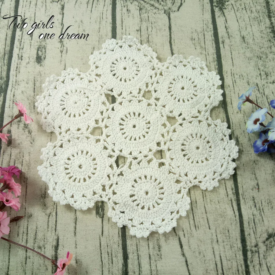 

Retro Handmade Crochet Cotton Cup mat Decorative Disc Round Pad Heat Insulation Mat Round Coaster 25cm Shooting Props Doily 12PC