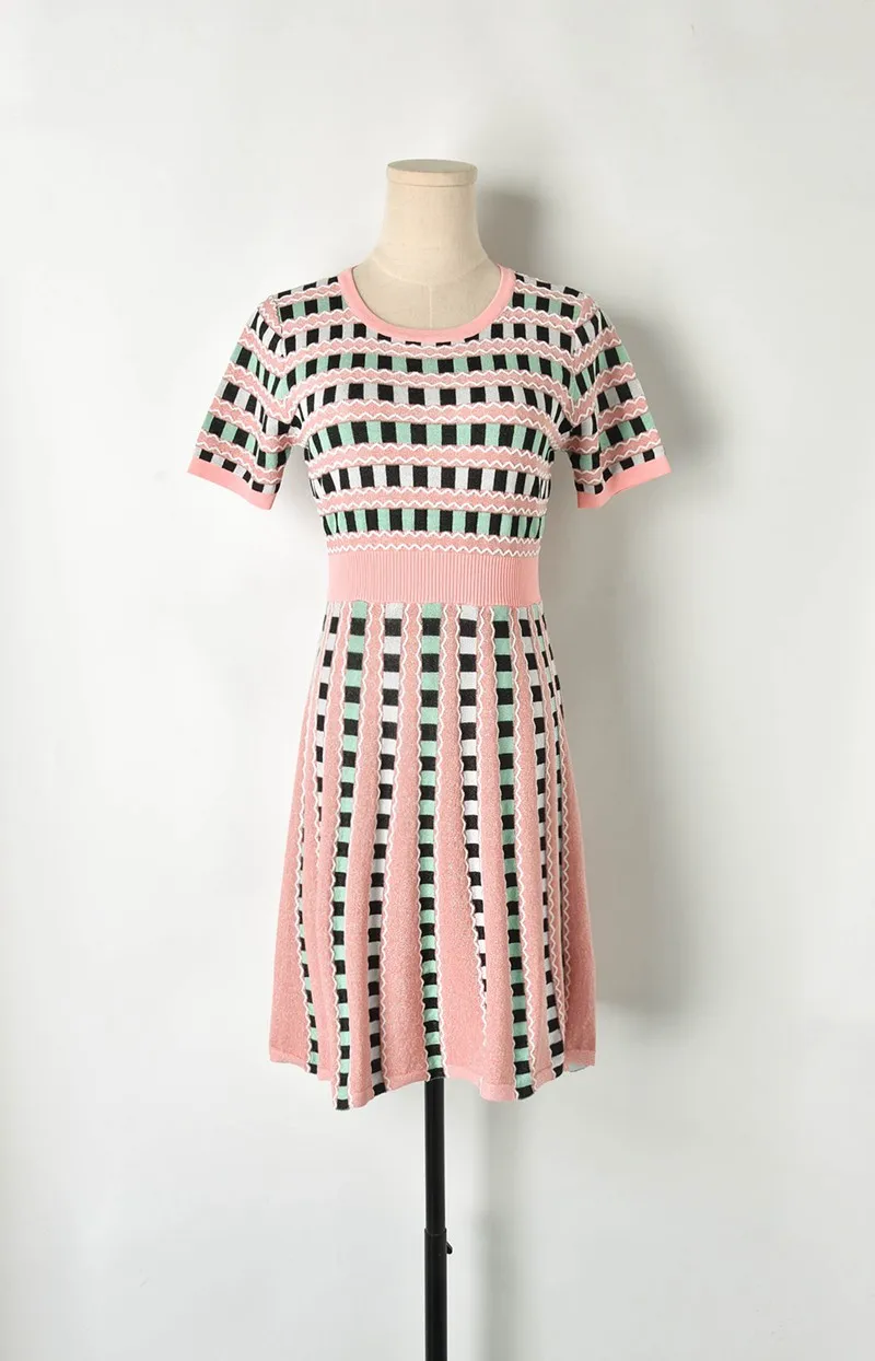 2019 женский летний трикотаж женская круглый воротник клетка белила короткий