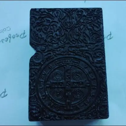 Твердые резьба по дереву в виде ракушки + маленькая металлическая ветрозащитная