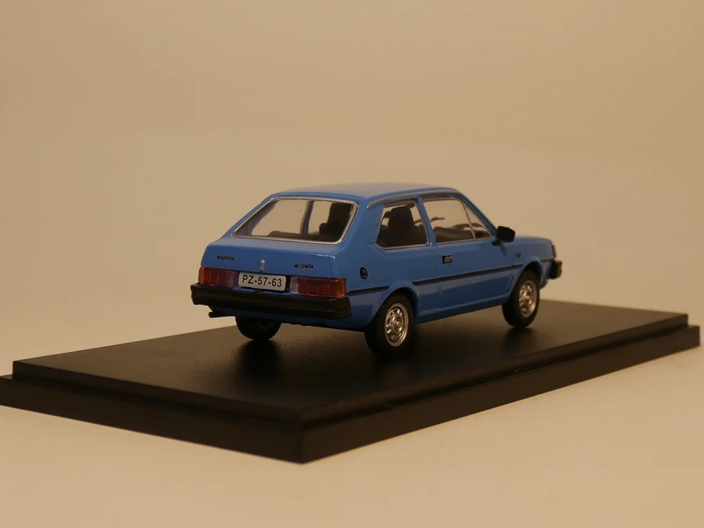 Литая модель автомобиля IST 1:43 Volvo 343|Наземный транспорт| |
