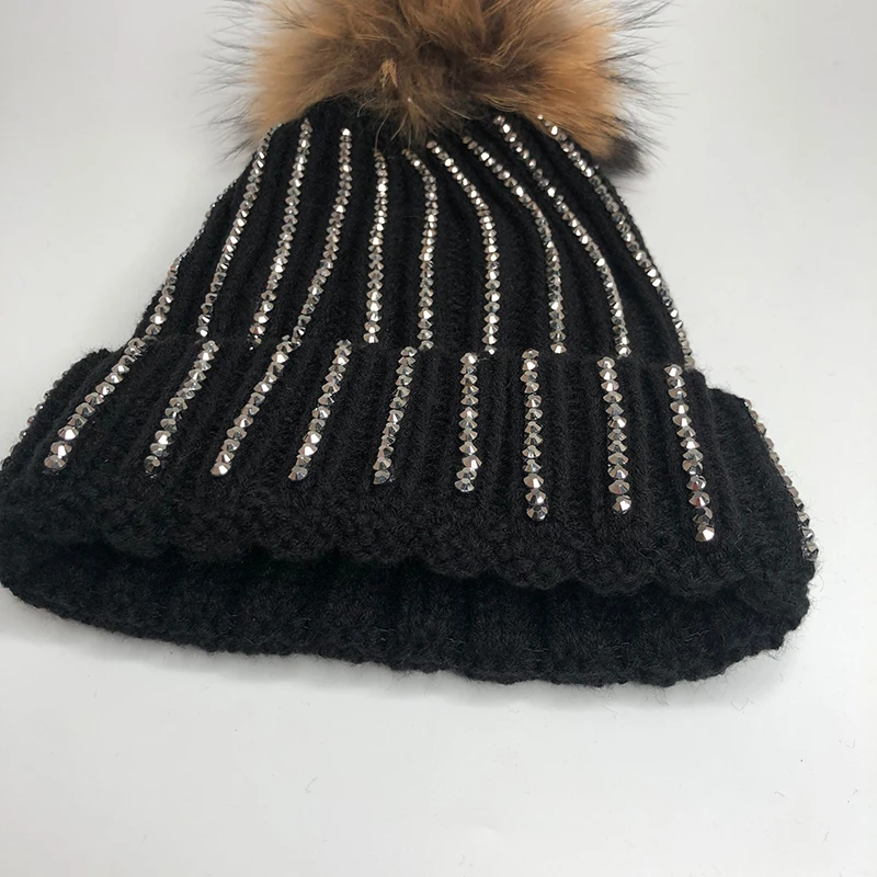 Зимняя женская шапка, стразы, Skullies Beanies, для женщин, флисовая подкладка, теплые вязаные шапки, женские шапки с натуральным мехом, шапка с помпоном