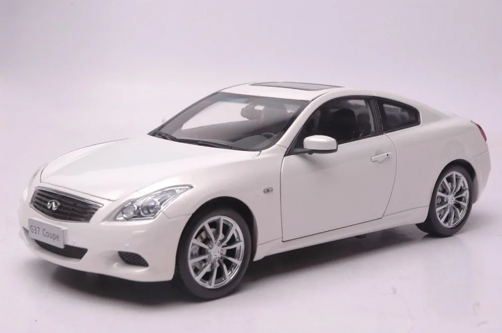 1:18 литья под давлением модели для Infiniti G37 купе 2014 Белый сплава игрушечных