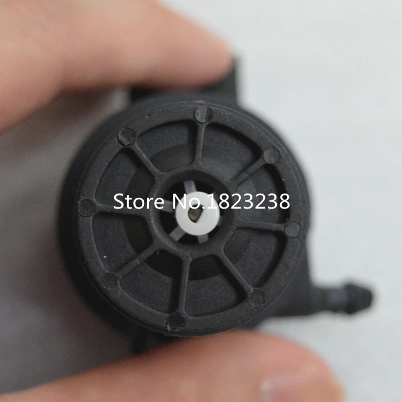 Омыватель лобового стекла мотор и насос в сборе OEM: 85330-21010 для Toyota YARIS COROLLA WISH PRIUS