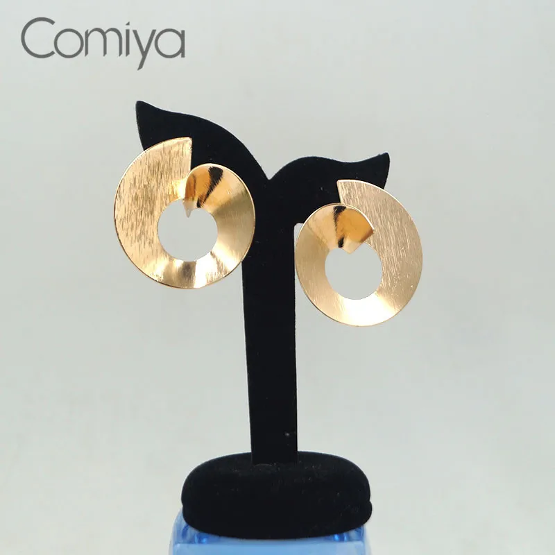 Comiya Stud Earrings Feminino Boucle D'oreille Femme Gold Color Circle Fashion Pendientes Charm Statement Brincos Earring Joyas |