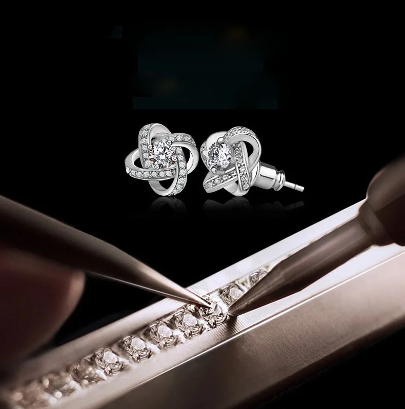 Женские серьги-гвоздики из серебра 925 пробы с фианитом | Украшения и аксессуары