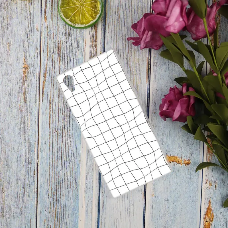 Прозрачный чехол в черно-белую клетку для Sony Xperia Z3 Z5 Premium M4 Aqua M5 X XA XA1 C4 C5 E4 E5 XZ XZ2 Compact