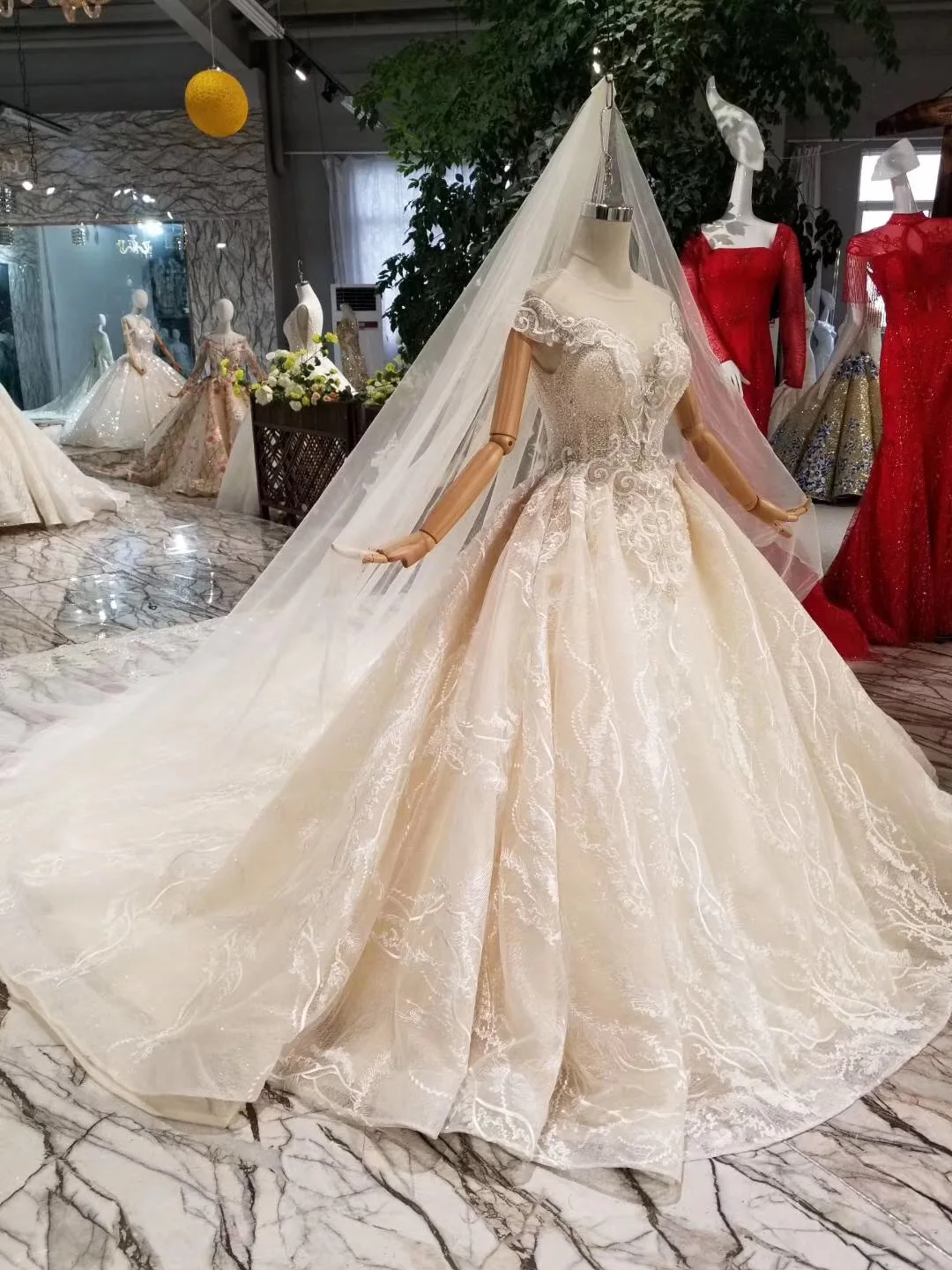 Роскошное дизайнерское блестящее свадебное платье с длинным рукавом Hochzeitskleid