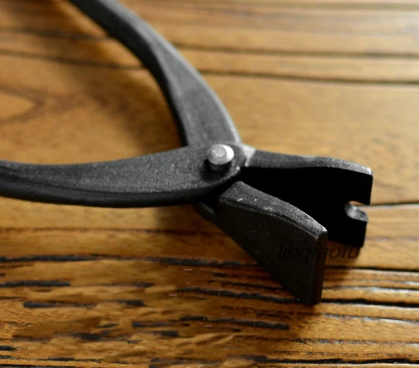

Tool steel imported pliers Leather carving tool pliers