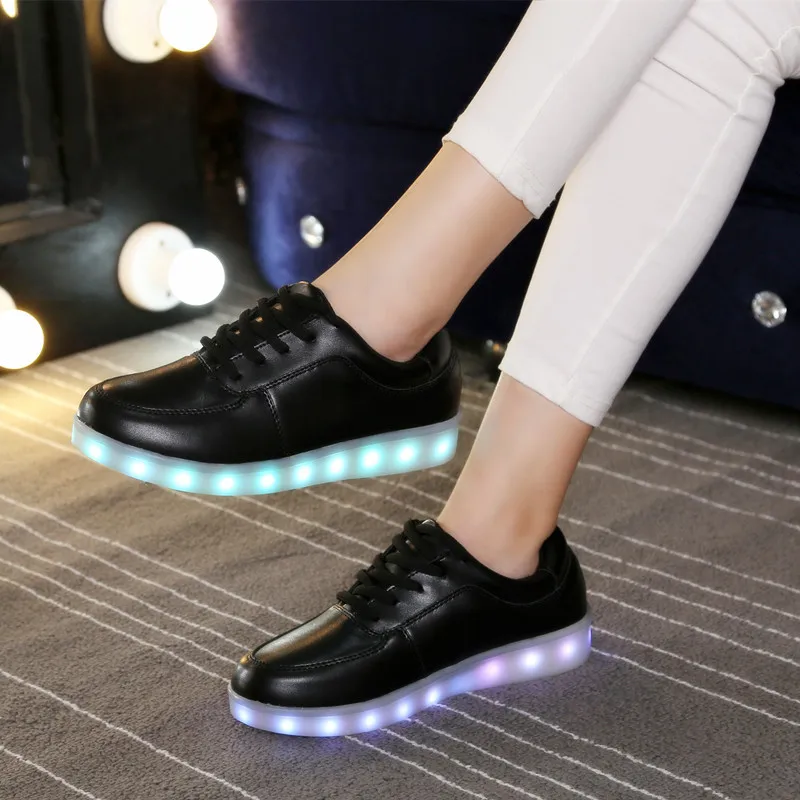 Boys LED Luminous Shoes Casual Girl Light Up Kids 7 Colors Simulation Sole USB Charging Glowing Adult Men Women Children Sneaker | Детская