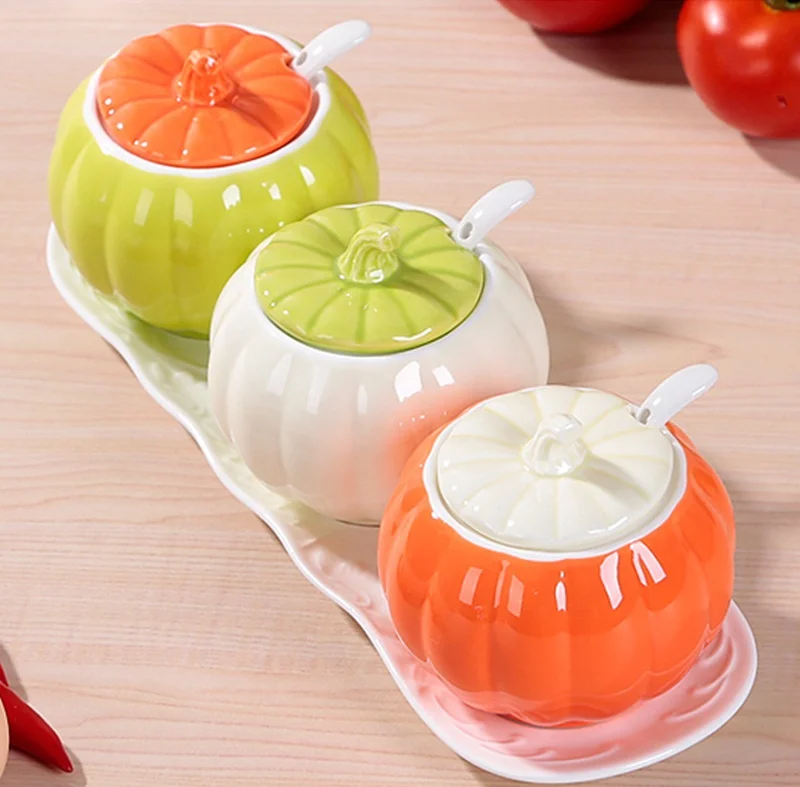 

Creative Ceramics Pumpkin Flavouring Caster Set Decorative Porcelain Seasoning Jar Kitchen Cooking Utensil Accessories Ornament
