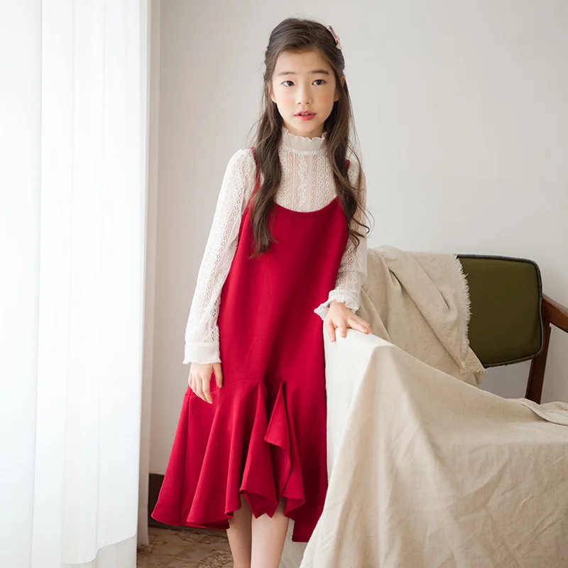 

girls suits the new children's with shoulder-straps lace long sleeve T-shirt two-piece han edition dress cuhk
