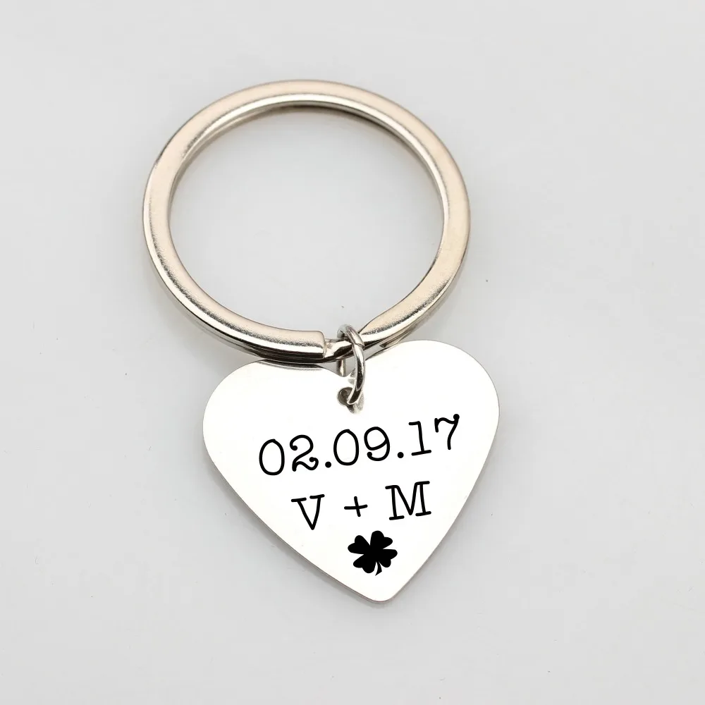 Брелок с гравировкой в виде четырехлистного клевера для пар держатель ключей