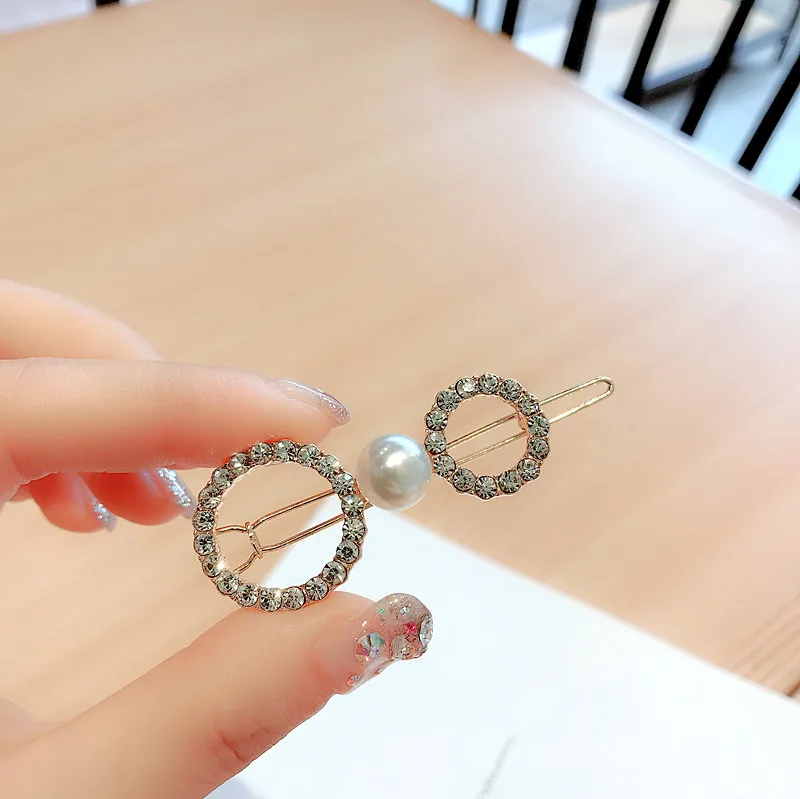 Корейский зажим для волос с полным жемчугом в виде Круга и ракушки |