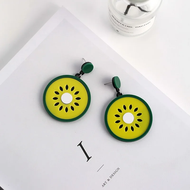 Большие серьги в Корейском стиле для женщин винтажные эффектные украшения милые