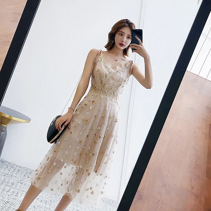 2020 новое летнее длинное кружевное платье на бретелях супер сказочное