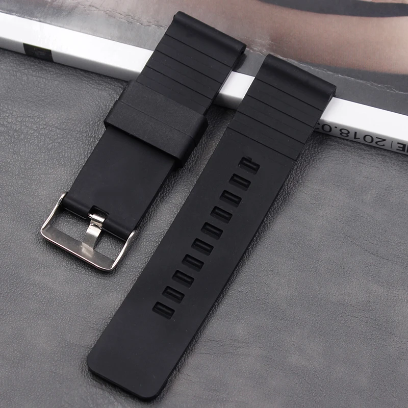 Watch accessories 24mm silicone strap for men and women fashion sports waterproof natural rubber strap buckle