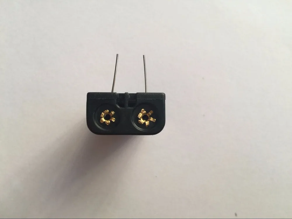 10 шт. пластиковый держатель для аккумулятора AAA 2X1.5V с чехлом на булавке черный